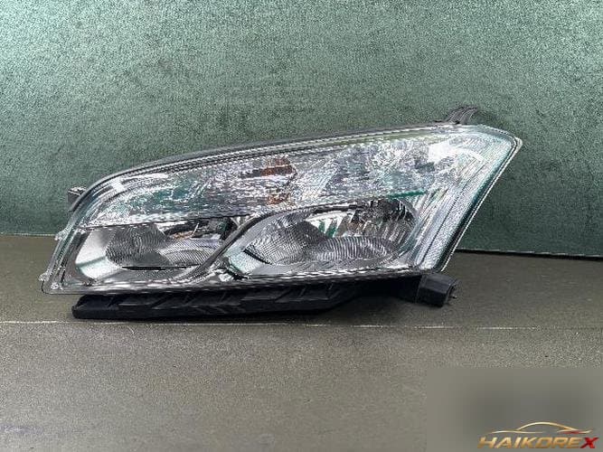 Chevrolet Trax 2016 — фара левая 3