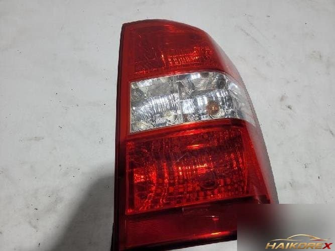 Kia Carnival 2013 — фонарь задний правый (комбинированный)