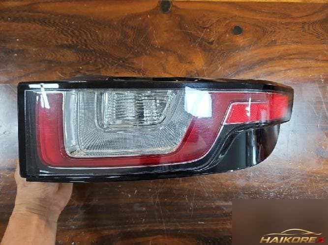 Land Rover Range Rover Evoque 2018 — комбинированный задний фонарь правый