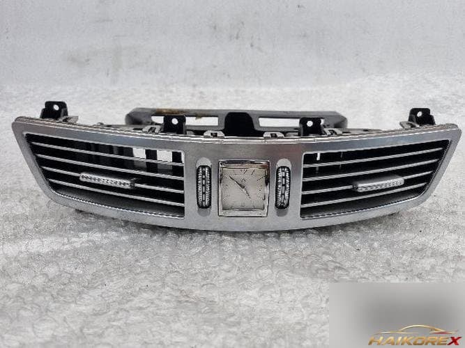 Mercedes-Benz S-Class 2010 — центральный дефлектор обдува A2218300954