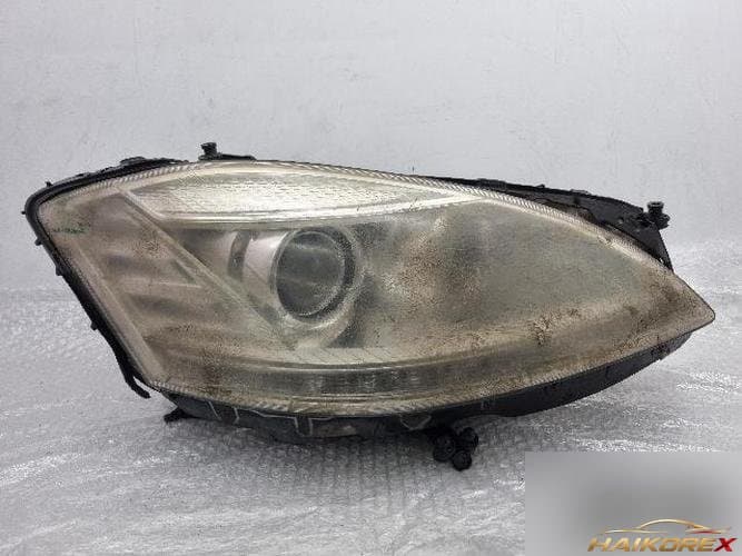 Mercedes-Benz S-Class 2010 — фара правая (HID)