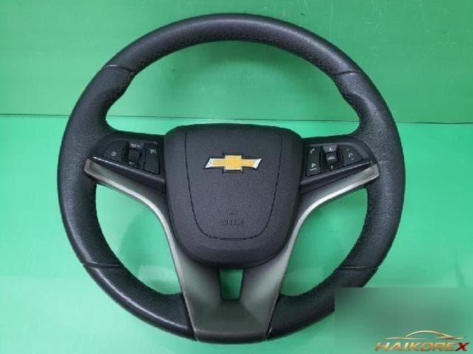 Chevrolet Aveo 2014 — рулевое колесо