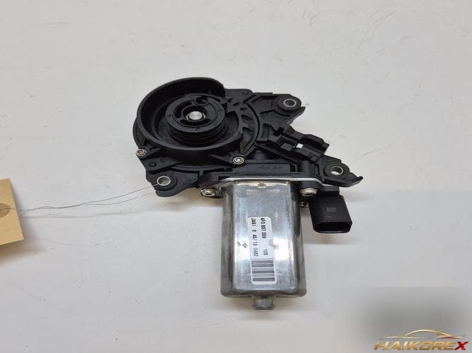 Audi A8 2005 — прочие детали 4F0837059