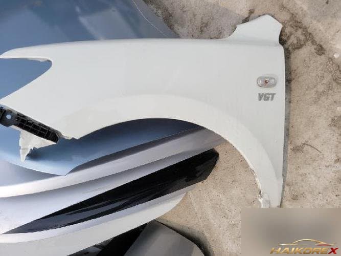 Hyundai Santa Fe 2006 — крыло левое
