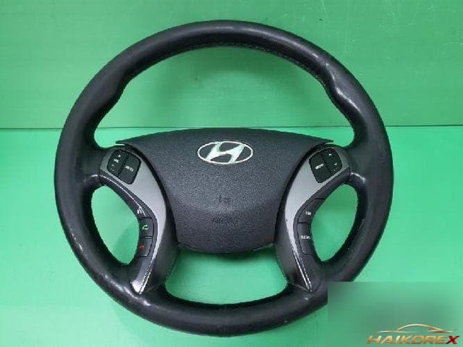 Hyundai Avante 2014 — рулевое колесо (1)