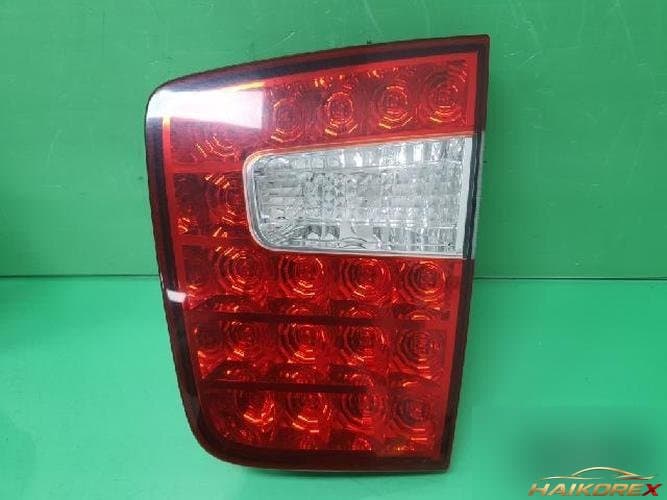 Kia Mohave 2010 — фонарь багажника (белый)