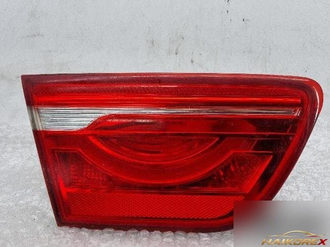 Jaguar XE 2016 — облицовка задней двери (левая)