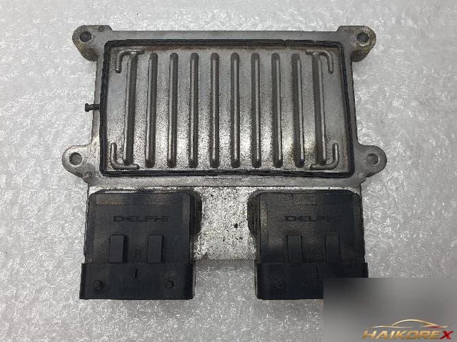 Hyundai Grandeur 2006 — блок управления двигателем ECU 39110-3C300