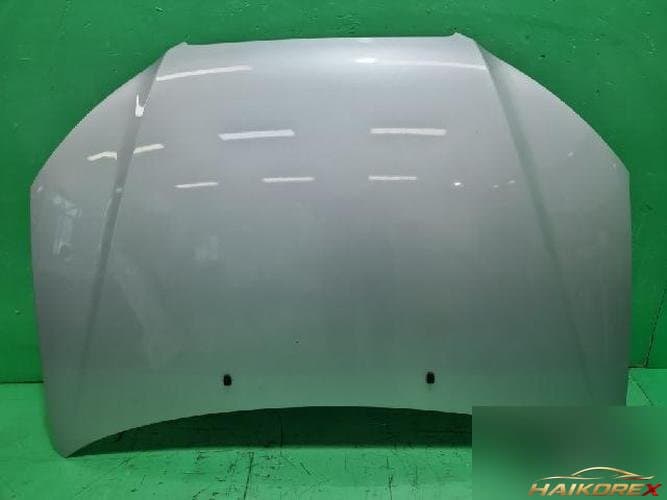 Hyundai Avante 2010 — капот