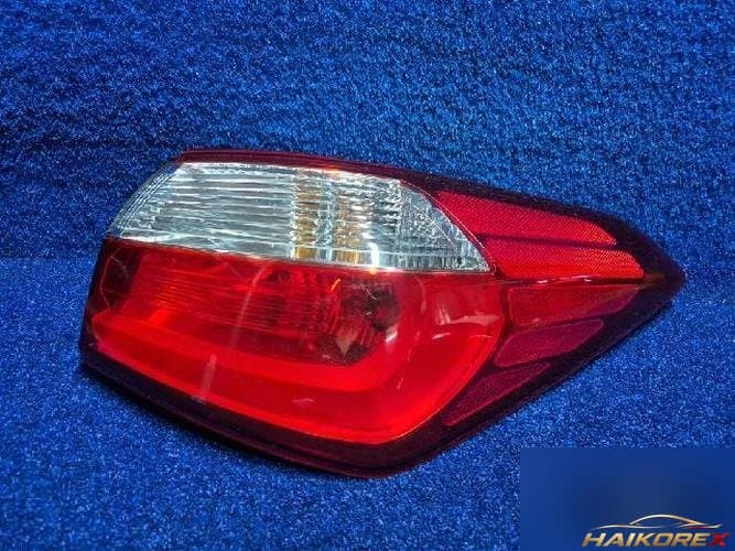 Kia K3 2013 — фонарь задний в сборе правый (пассажирский) 92402A7 8