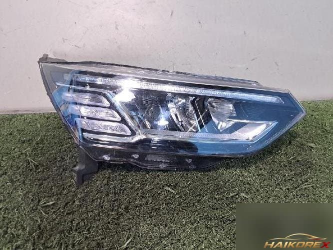 KG Mobility Korando 2021 — фара головного света правая LED