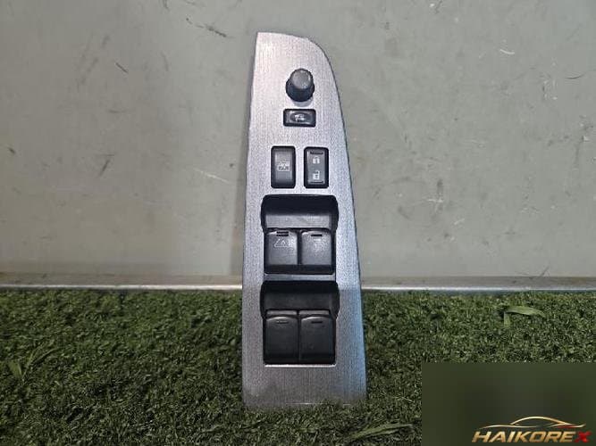 Nissan Altima 2011 — переключатель стеклоподъемника 25401 ZN40A 3
