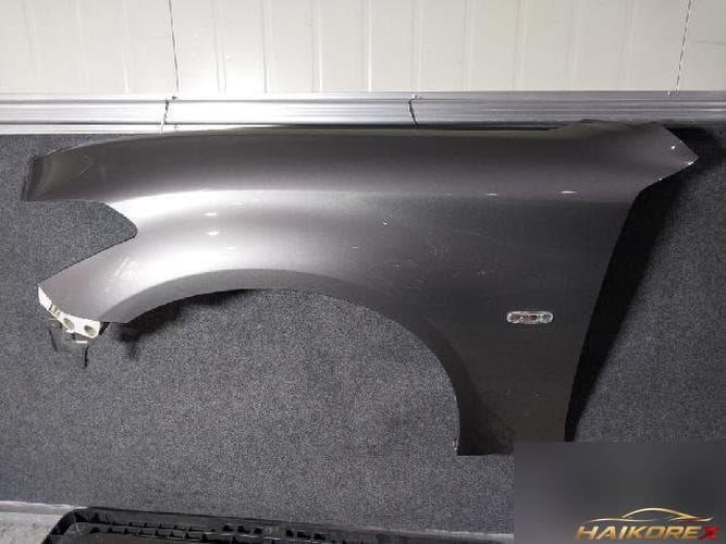 Infiniti M 2011 — крыло левое (водительское)