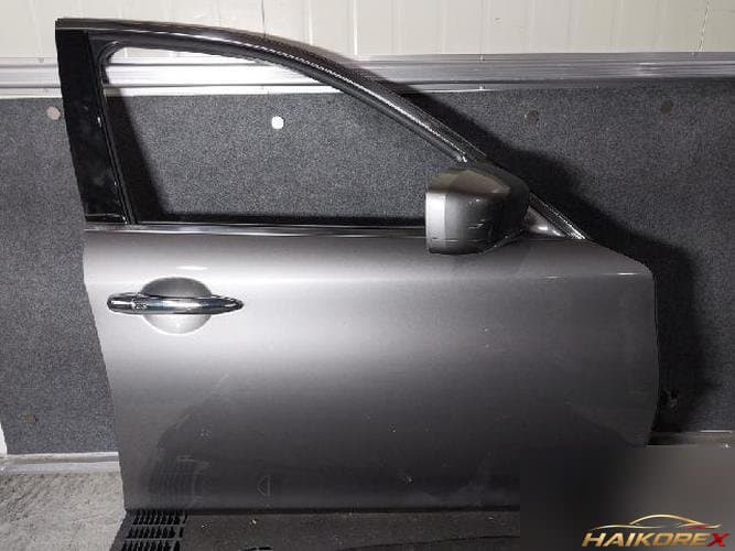 Infiniti M 2011 — передняя дверь правая