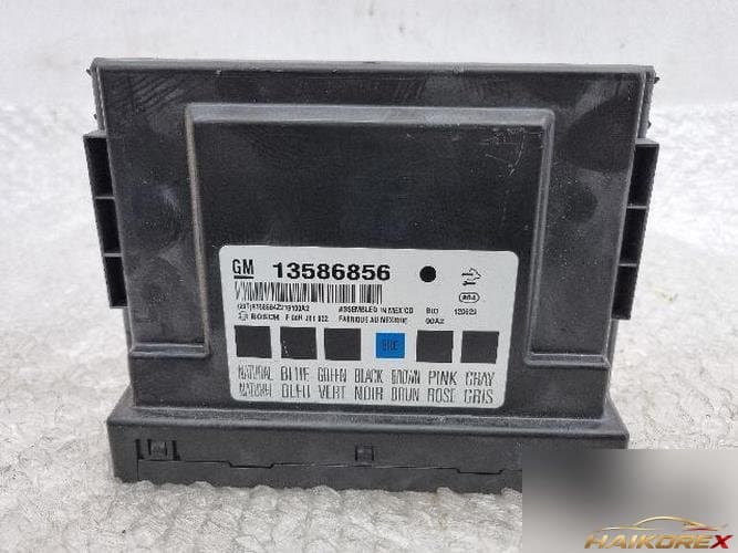 Cadillac SRX 2012 — блок управления BCM (ETACS) 13586856
