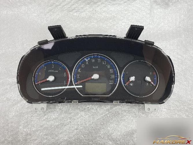 Hyundai Santa Fe 2008 — панель приборов