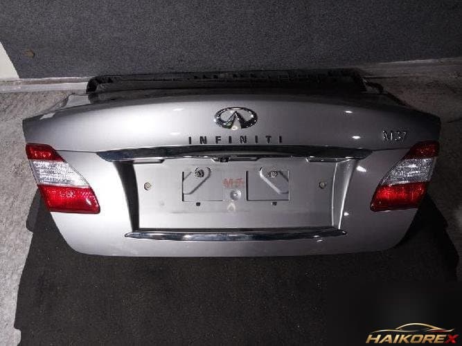 Infiniti M 2011 — крышка багажника 3