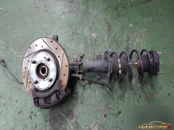Ford — передний поворотный кулак правый 2013 AY1C3K170BA