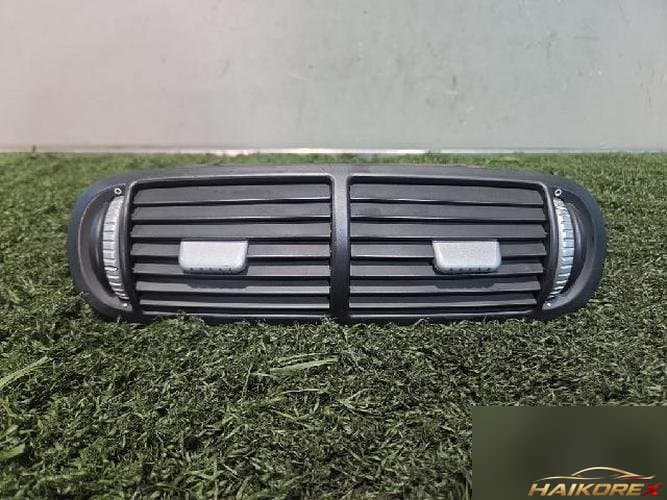 Porsche Cayenne 2010 — дефлектор воздуховода