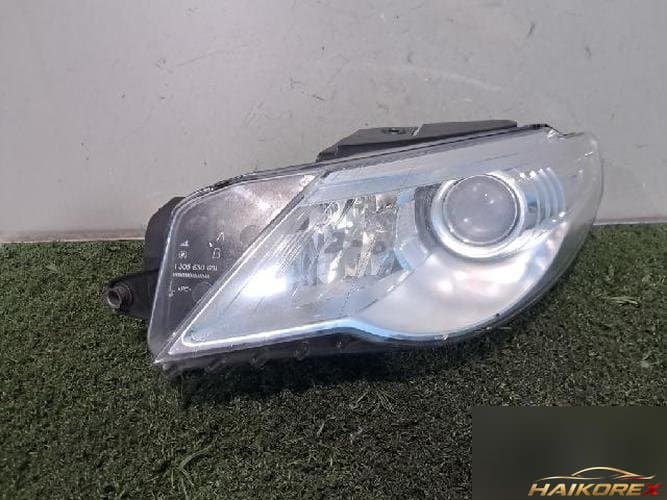 Volkswagen CC 2009 — фара левая HID
