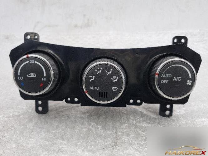 KG Mobility Korando 2011 — переключатель управления отопителем и кондиционером 68710-34101