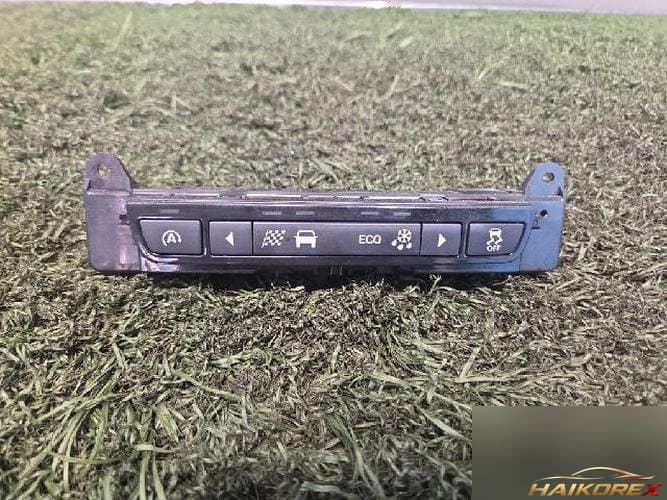 Jaguar XE 2016 — кнопка/выключатель консоли GX73-14B790-AG