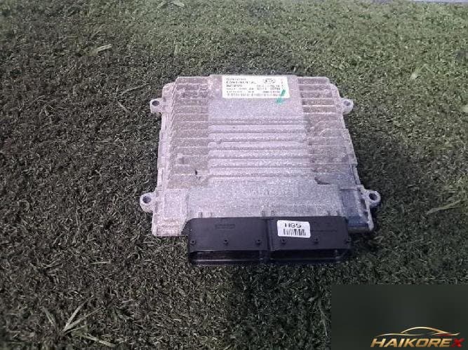 Kia K7 2011 — блок управления двигателем ECU 391012G710