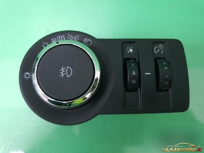 Chevrolet Malibu 2014 — кнопка/переключатель 20371446
