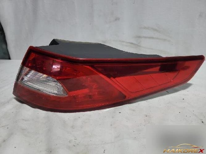 Kia K5 2011 — комбинированный задний фонарь левый