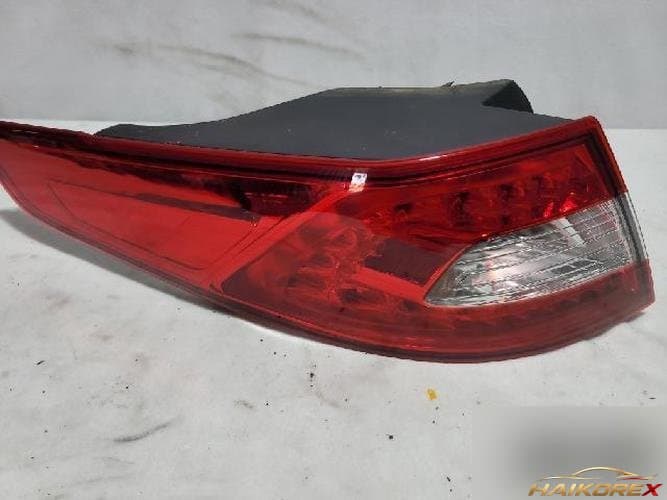 Kia K5 2011 — фонарь задний правый в сборе