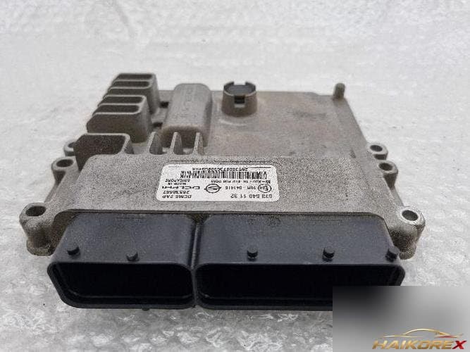 KG Mobility Tivoli 2017 — блок управления двигателем ECU 673 540 11 32 18