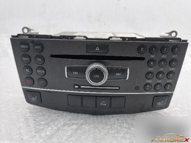 Mercedes-Benz C-Class 2011 — головное устройство AV-системы A2049006003