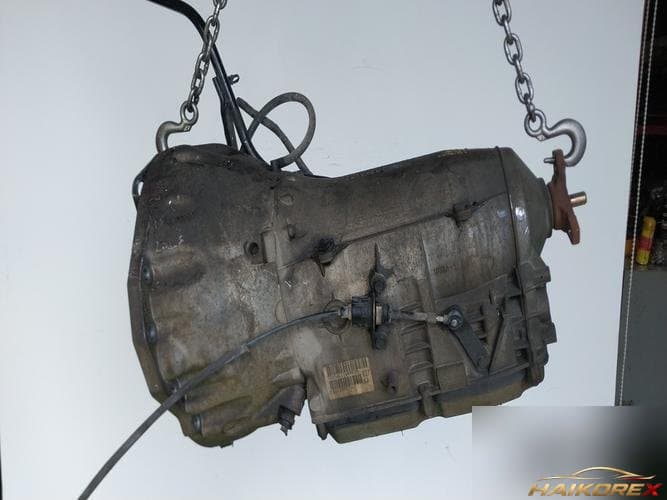 Chrysler 300 2011 — коробка передач 52120027AA