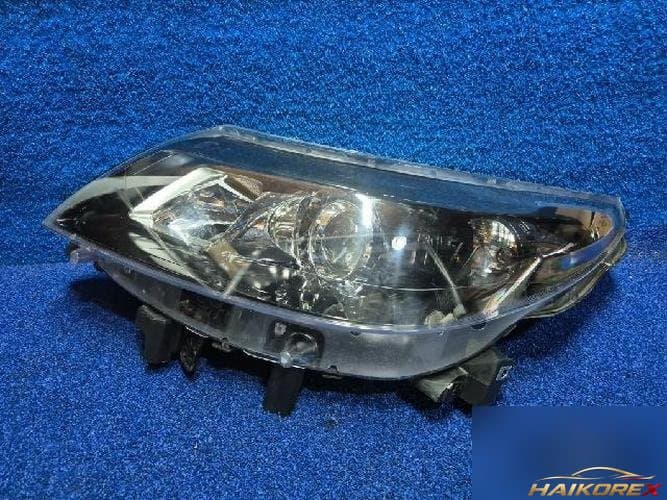 Renault SM5 2012 — фара левая 260608762R