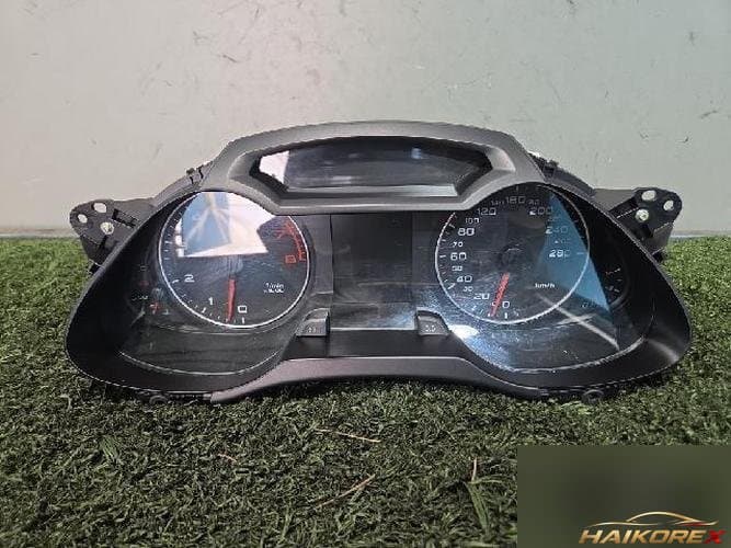 Audi A4 2010 — приборная панель 8K0 920 930 B
