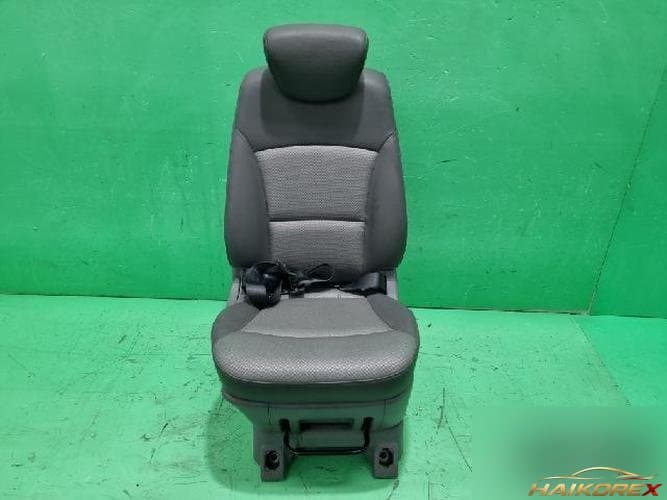 Hyundai Grand Starex 2008 — сиденье третьего ряда, пассажирское