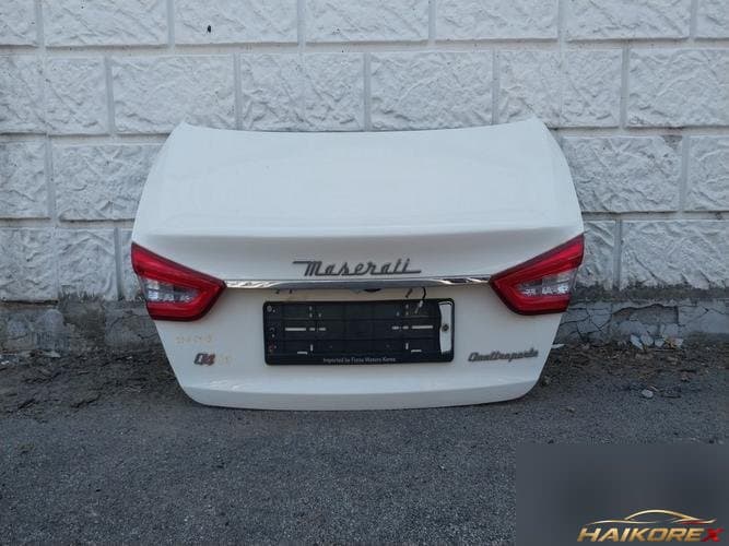 Maserati Quattroporte 2015 — крышка багажника