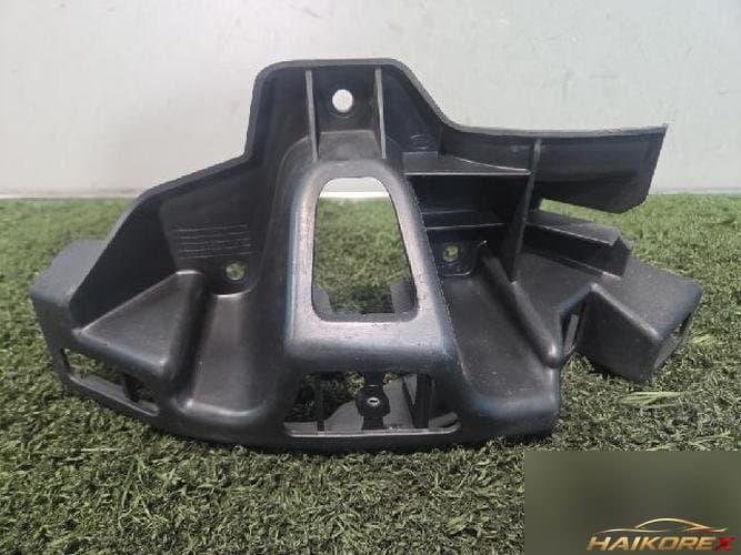 Land Rover Range Rover 2010 — кронштейн AH32-17A881-AA