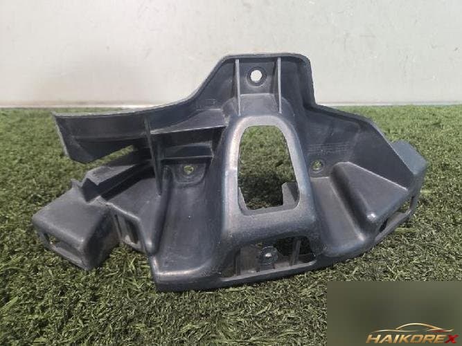 Land Rover Range Rover 2010 — кронштейн AH32-17A881