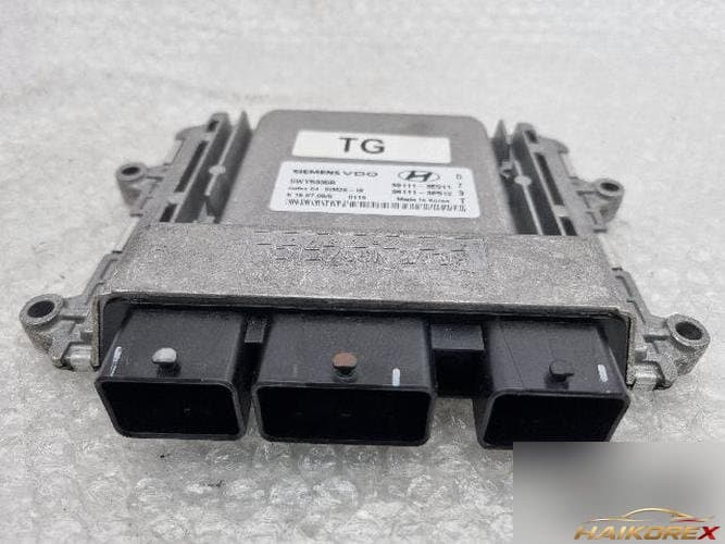 Hyundai Grandeur 2009 — блок управления двигателем ECU 39111-3E511
