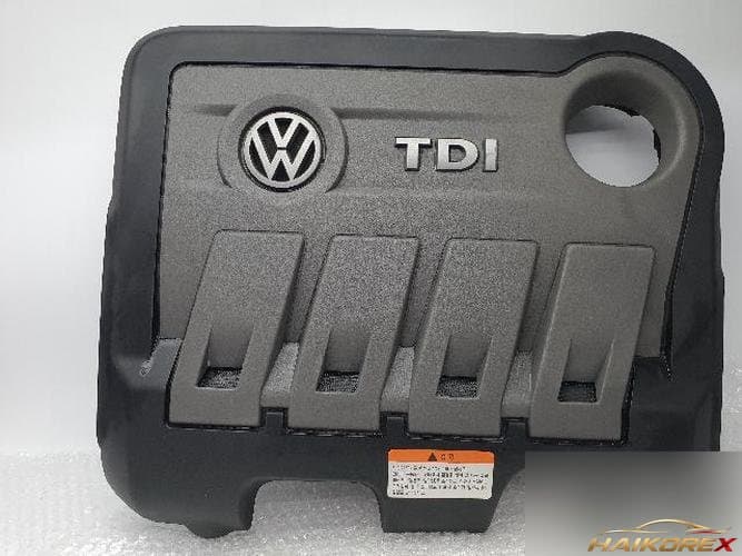 Volkswagen Golf 2012 — крышка двигателя 03L103925AA