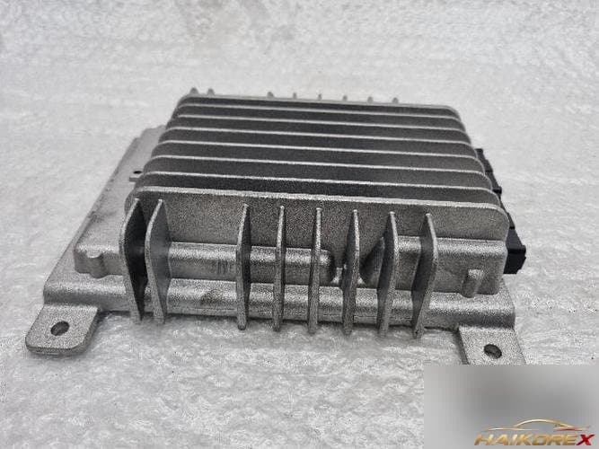 Nissan Altima 2014 — усилитель BOSE 28061 3TA2A