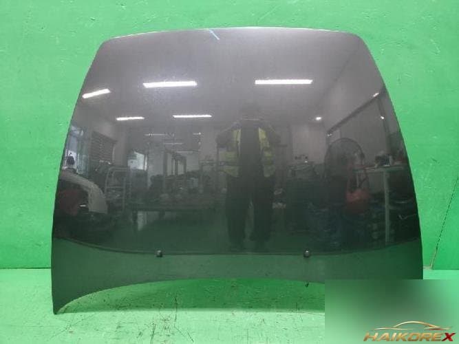 Volvo V50 2007 — капот