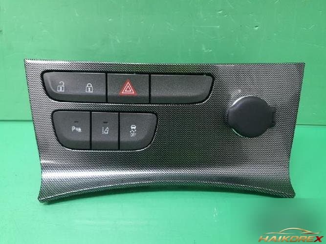 Chevrolet Malibu 2015 — кнопка/выключатель №3