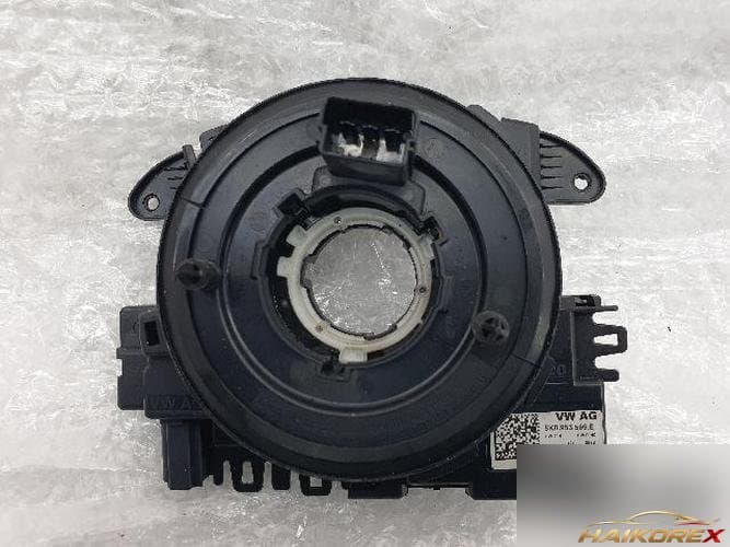 Volkswagen Passat 2013 — клаксон спираль (Clockspring) 5K0 953 569 E