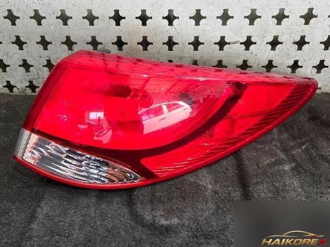 Hyundai Tucson 2011 — комбинированный фонарь задний правый (пассажирский)