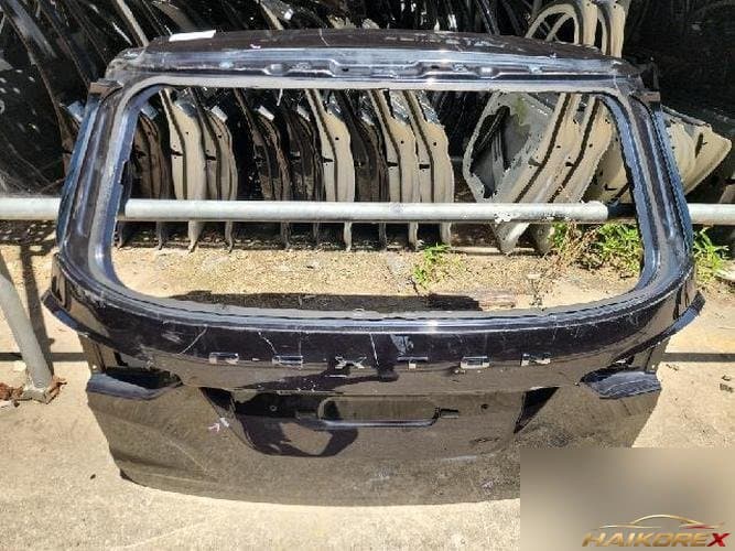 KG Mobility Rexton 2022 — дверь багажника