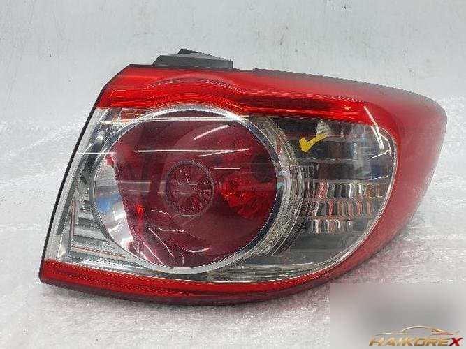Hyundai Santa Fe 2010 — фонарь задний правый (комбинированный) 92402-2B5
