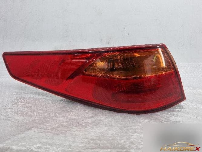 Kia K5 2015 — комбинированный фонарь задний левый (водительский) 92401-2T5