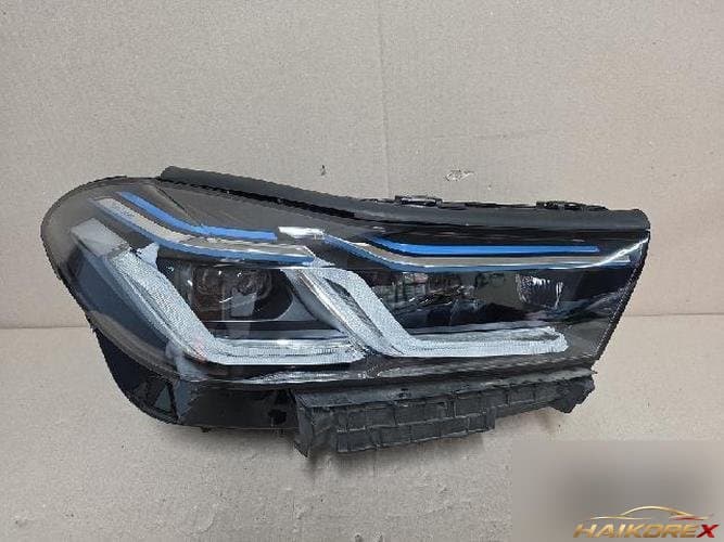 BMW 5 серия 2023 — фара головного света правая 63115A38906